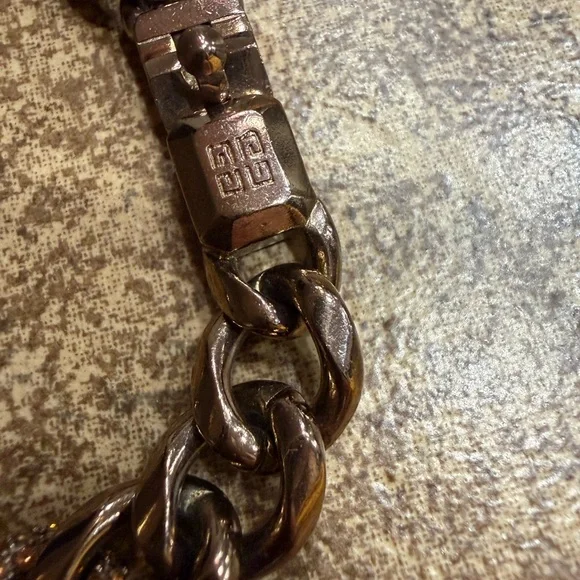 Vintage Givenchy 4G Cuban Link Bracelet Chunky Crystal Gunmetal Chain Unisex - Picture 6 of 13